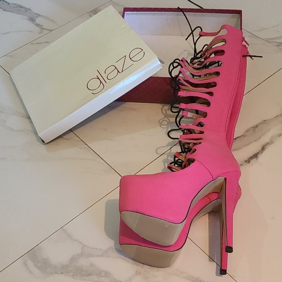GLAZE/HOT PINK/ PLATFORM BOOTS/ LABOR DAY SPECIAL. - Picture 1 of 7